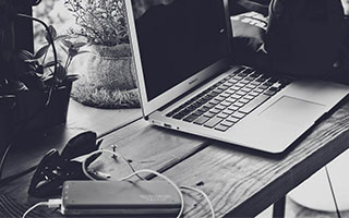 爱游戏官方论坛-高科技赛车空气动力学：减少阻力的秘密，f1赛车空气动力学